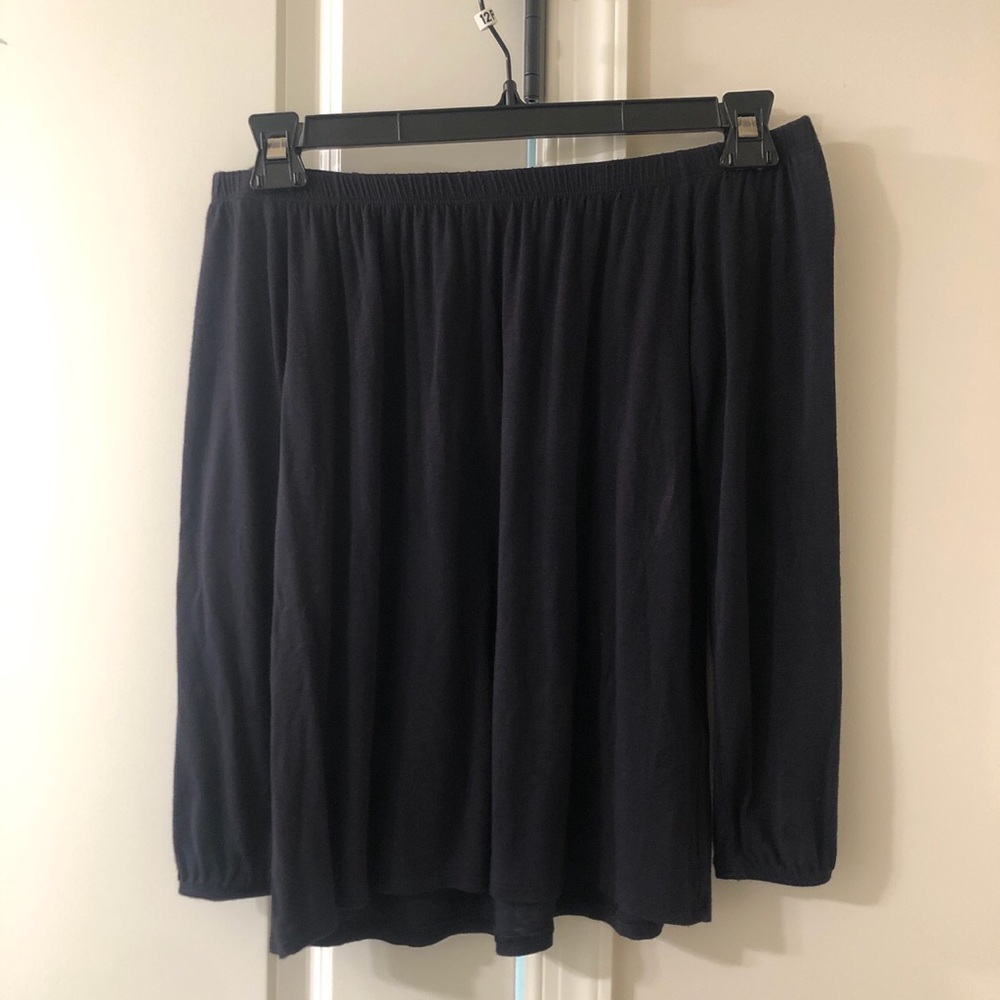Hollister Off-the-shoulder Top